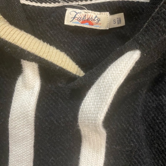 Faherty Legend™ Jogger & Hoodie Set in Black - Picture 5 of 10